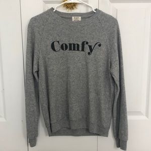 Sweatshirt that says comfy